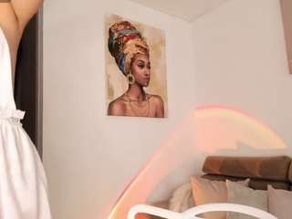 Live webcam model thaliafernandez on Soda Cams