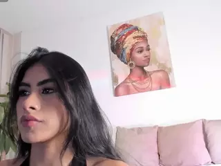 Thalia Fernandez's Live Sex Cam Show