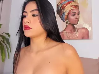 Thalia Fernandez's Live Sex Cam Show