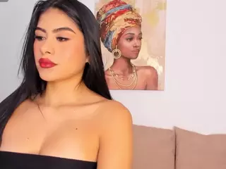 Thalia Fernandez's Live Sex Cam Show