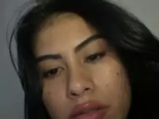 Thalia Fernandez's Live Sex Cam Show