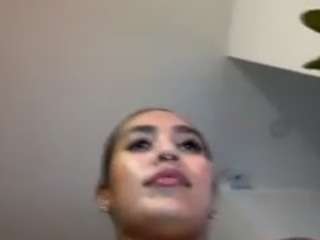 cheerryyy1 webcam