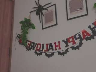 Isabela live squirt cam