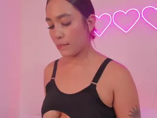 Isabela's Live Sex Cam Show