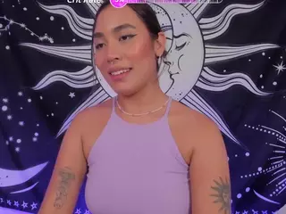 Isabela's Live Sex Cam Show
