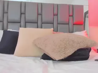 Katte Hood's Live Sex Cam Show