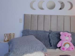 Live webcam model dannivega1 on Soda Cams