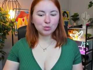 laylaxcute Live Webcam on CamSoda
