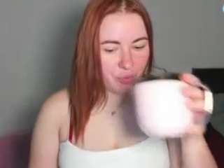 laylaxcute live webcam show