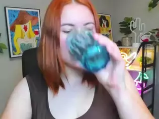 LaylaxCute's Live Sex Cam Show