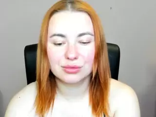 LaylaxCute's Live Sex Cam Show