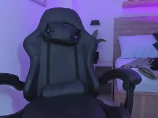izaro-22's Live Sex Cam Show