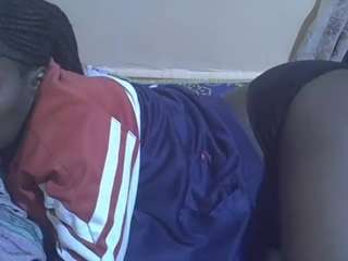 sweetlynn2's CamSoda show and profile