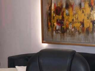 Live webcam model jennifer-rodriguez on Soda Cams