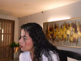 Live webcam model jennifer-rodriguez on Soda Cams