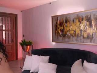 Live webcam model jennifer-rodriguez on Soda Cams