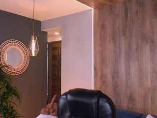 Live webcam model jennifer-rodriguez on Soda Cams