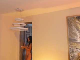 Live webcam model jennifer-rodriguez on Soda Cams