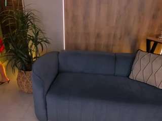 jennifer-rodriguez Sex Cam Show