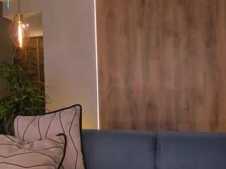 jennifer-rodriguez Sex Cam Show