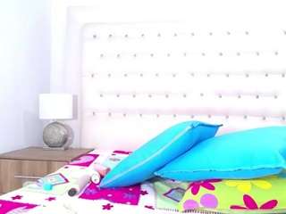 kimstorm Live Webcam on CamSoda