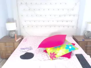 kimstorm's Live Sex Cam Show