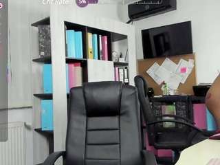 daryastars Live Webcam on CamSoda