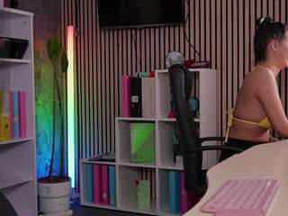 daryastars Live Webcam on CamSoda