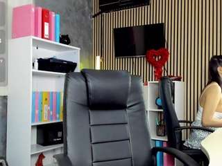 daryastars Live Webcam on CamSoda