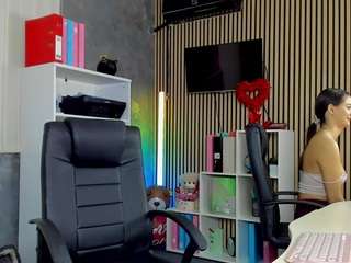 daryastars Live Webcam on CamSoda