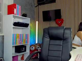 daryastars Live Webcam on CamSoda