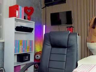 daryastars Live Webcam on CamSoda