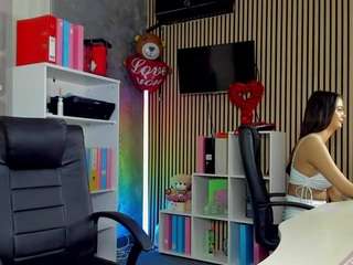 daryastars Live Webcam on CamSoda