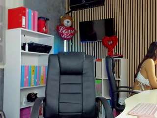 daryastars Live Webcam on CamSoda