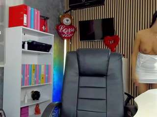 daryastars Live Webcam on CamSoda