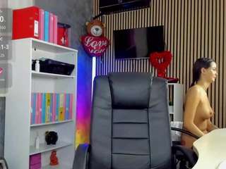 daryastars Live Webcam on CamSoda