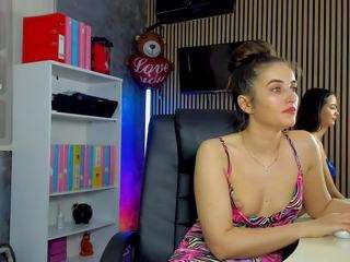 daryastars Live Webcam on CamSoda