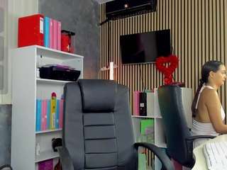 Daryastars's cam show statistics and live stream