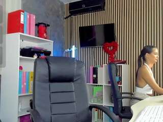 daryastars Sex Cam Show