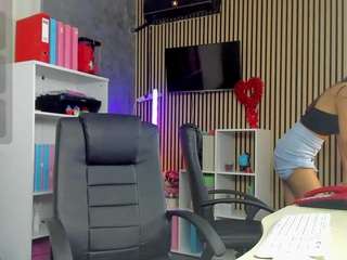 daryastars live webcam show