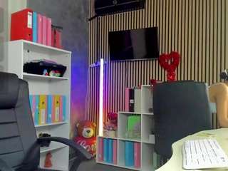 daryastars live webcam show