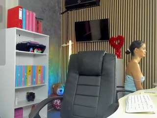 daryastars live webcam show
