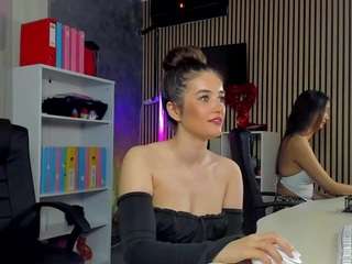 DaryaStars live webcam show
