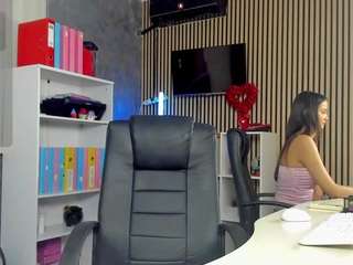 daryastars Live Webcam on CamSoda