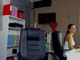 daryastars Live Webcam on CamSoda