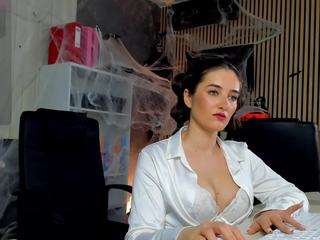 DaryaStars live on CamSoda