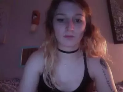 sapphireblue's Live Sex Cam Show