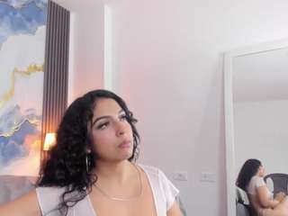 kylieandjhonny Live Webcam on CamSoda