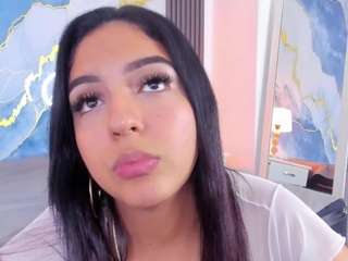 kylieandjhonny webcam