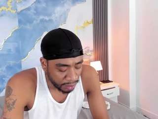 kylieandjhonny webcam